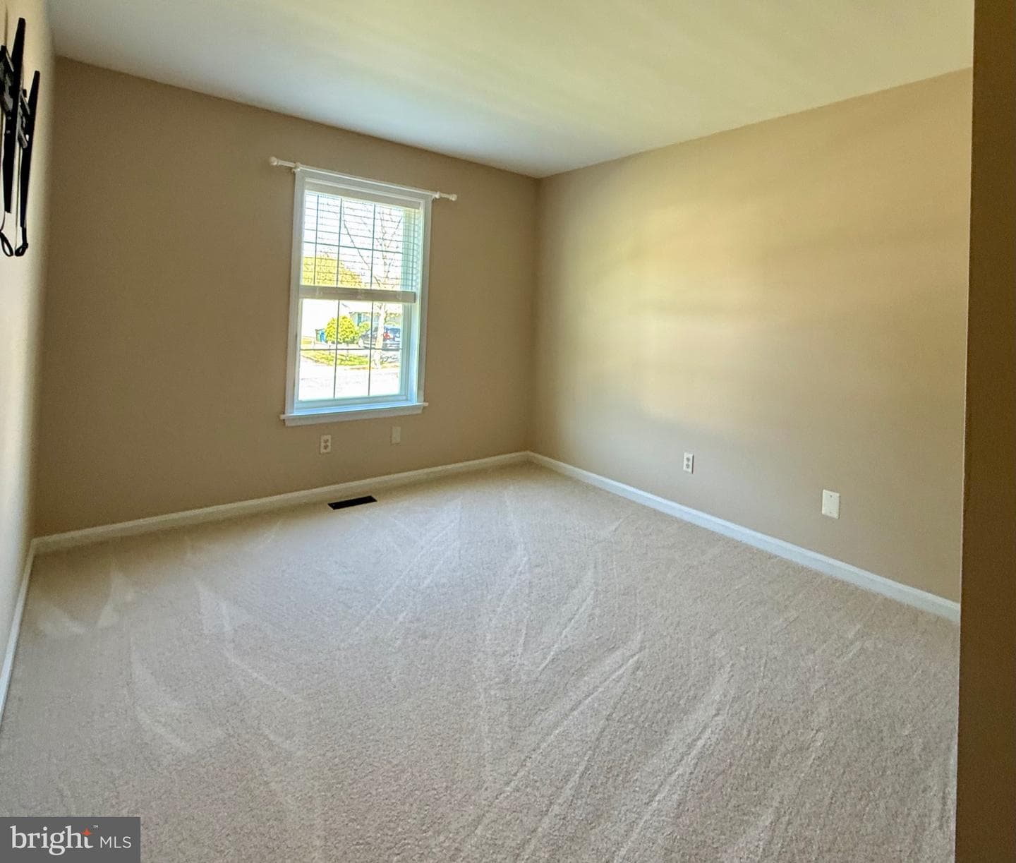 8635 Brenton Drive photo 31