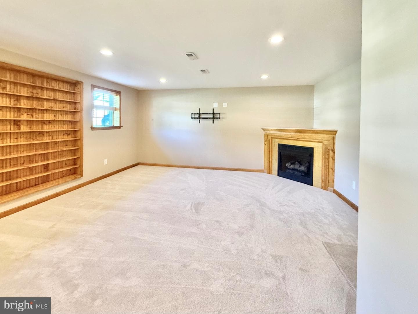 8635 Brenton Drive photo 36