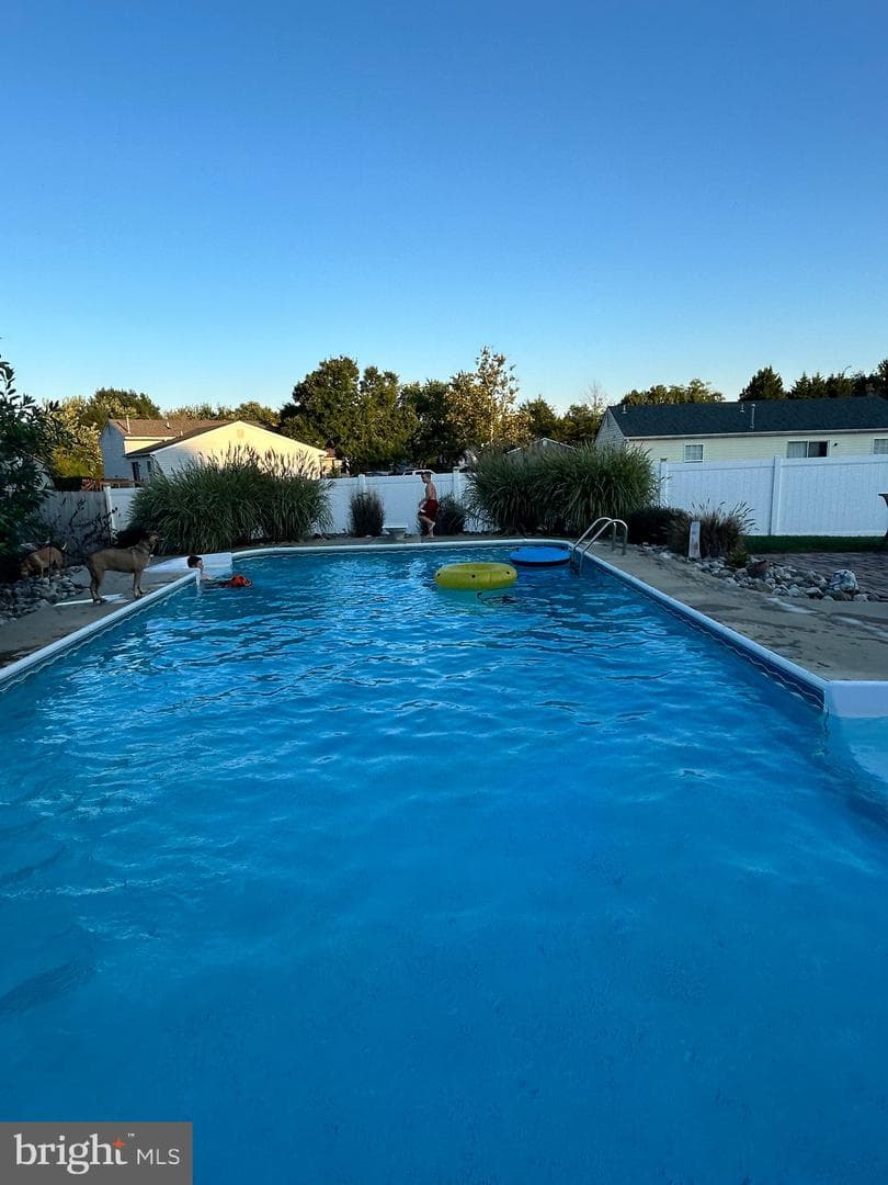 8635 Brenton Drive photo 4