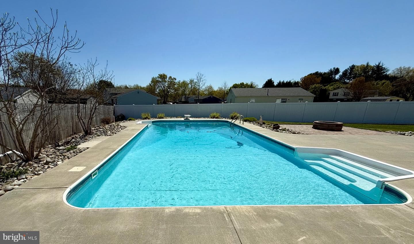8635 Brenton Drive photo 49