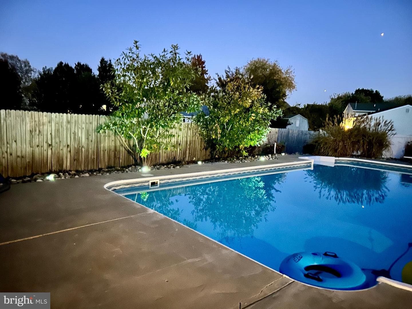 8635 Brenton Drive photo 5