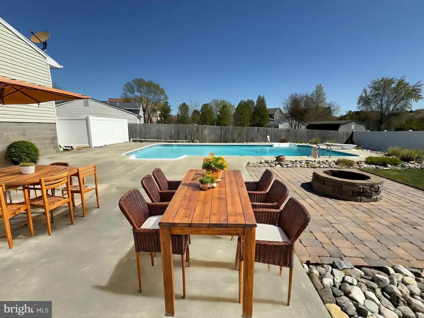 8635 Brenton Drive photo 6