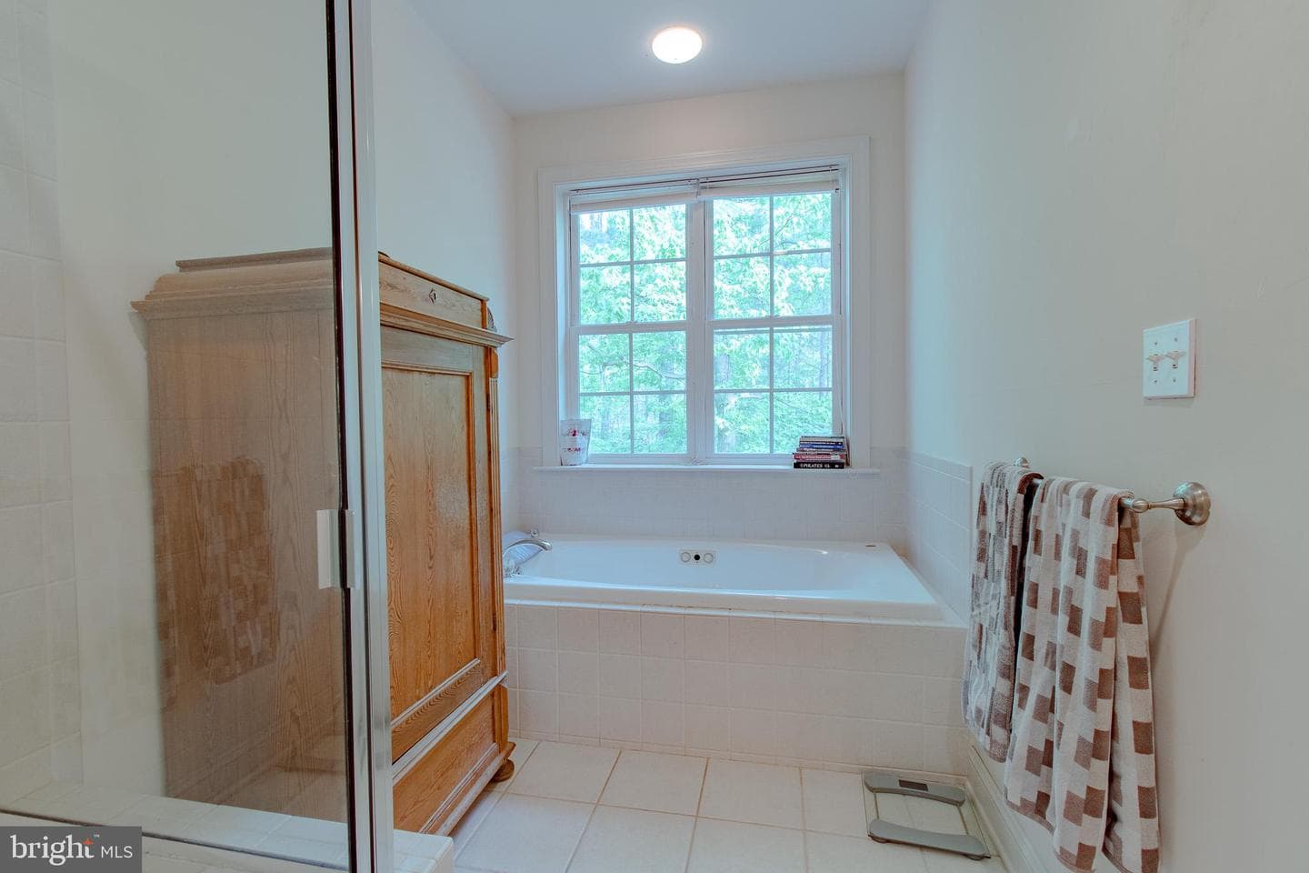 7896 Hart Glen photo 38