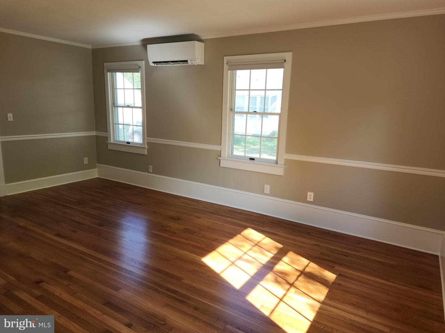 225 Wye Avenue photo 5