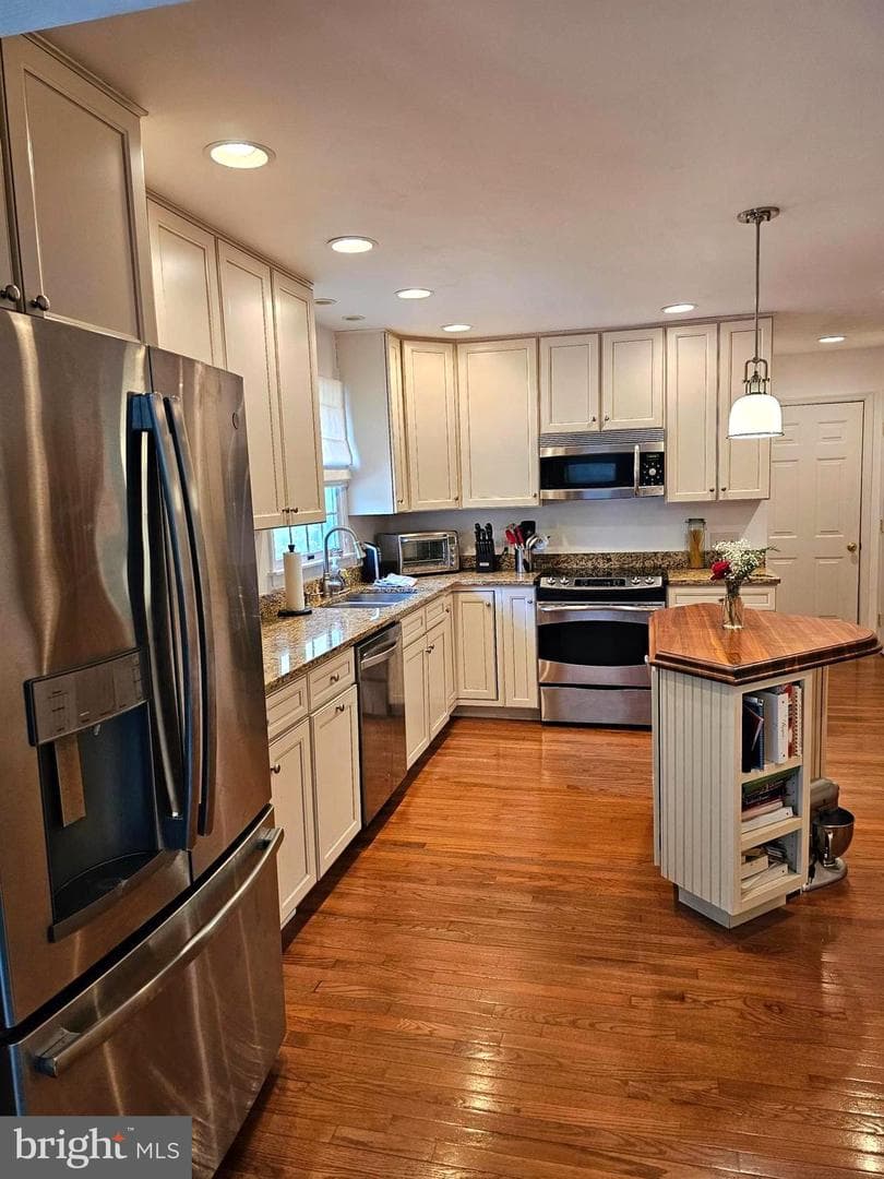 24749 Swan Road photo 15