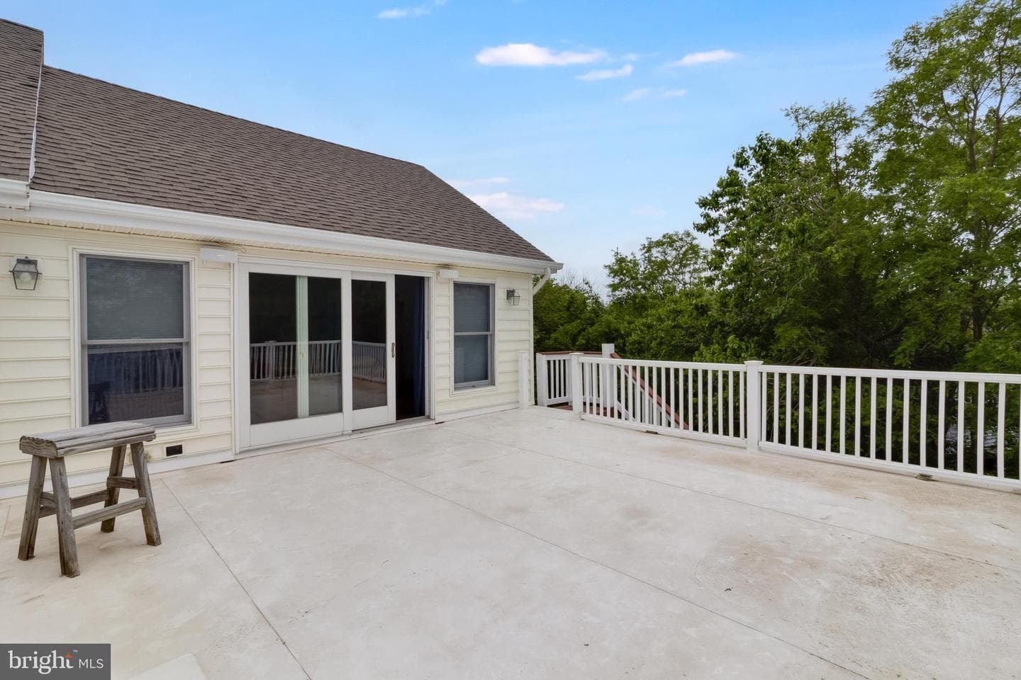 5520 Leeward Lane photo 34