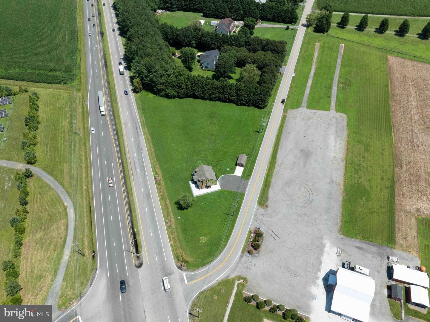11778 Old Skipton Road photo 2