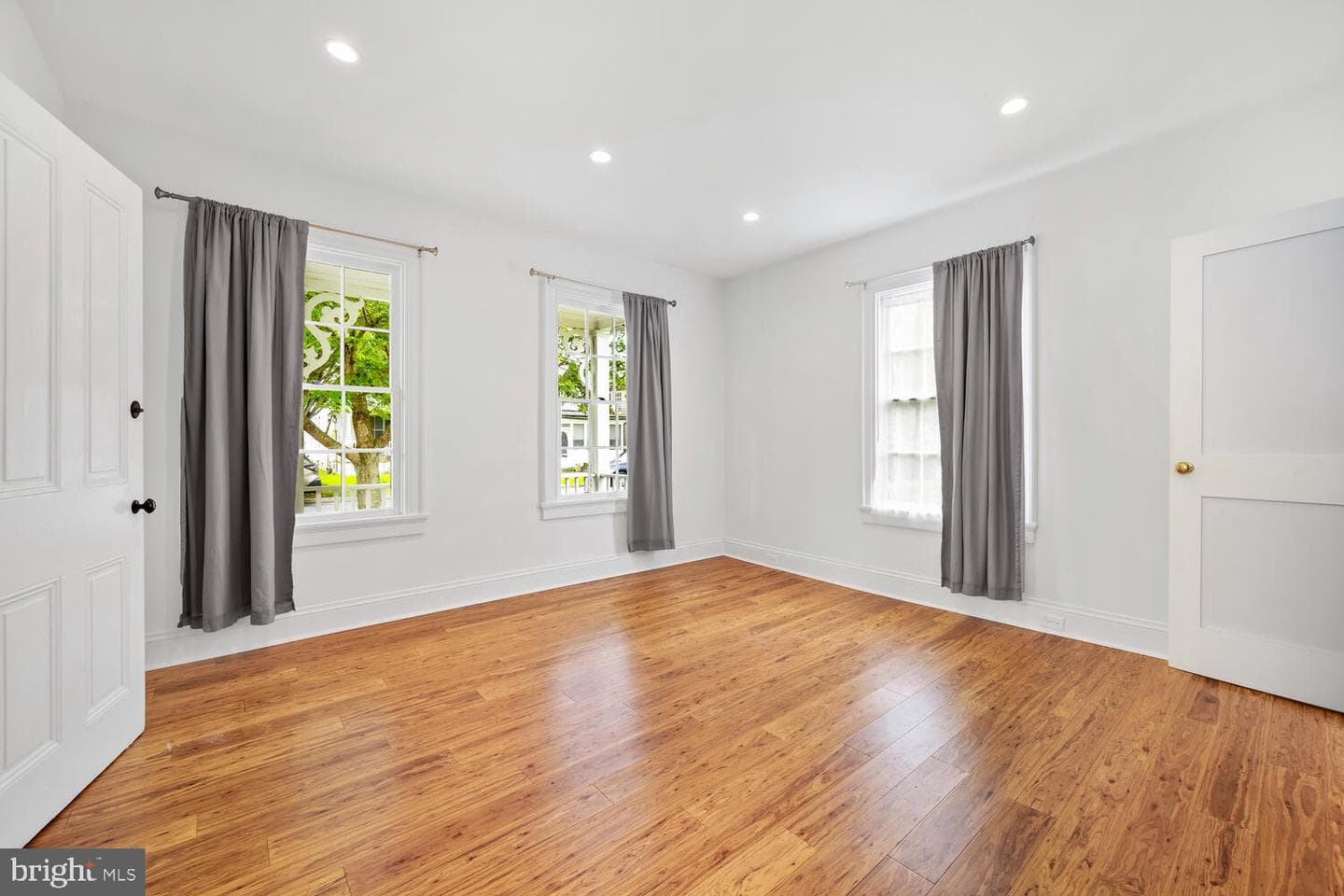 115 South Street photo 22