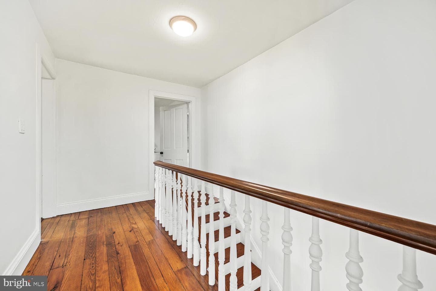 115 South Street photo 31