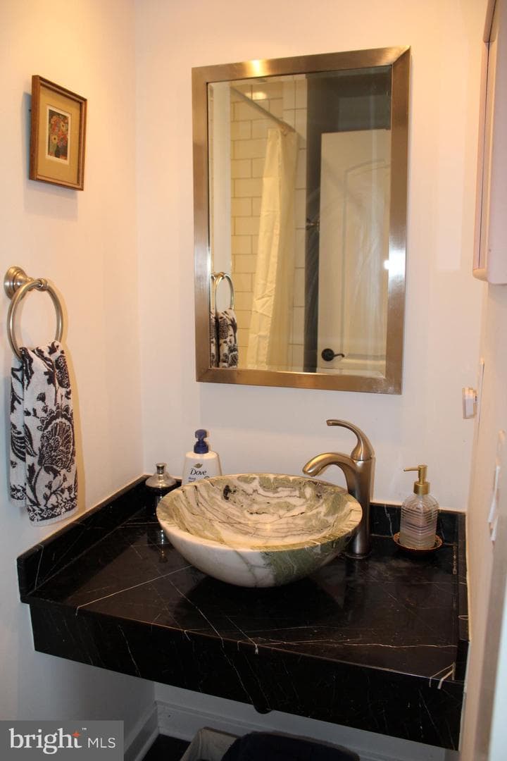 6050 Sunset Lane photo 43