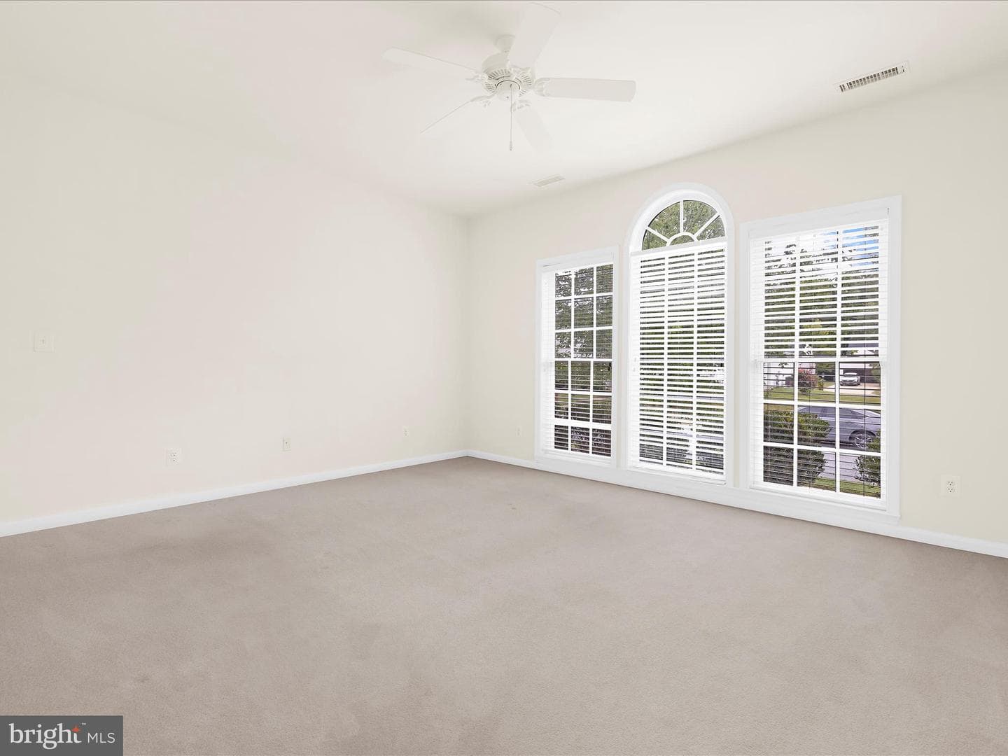 29744 Dustin Avenue photo 21