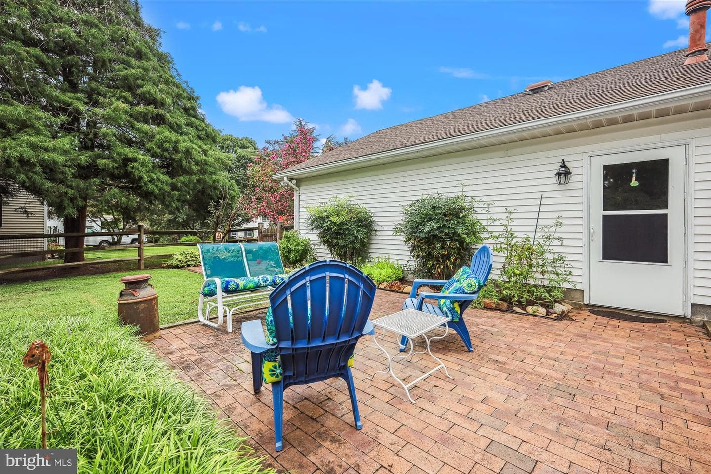 110 W Oak Avenue photo 53