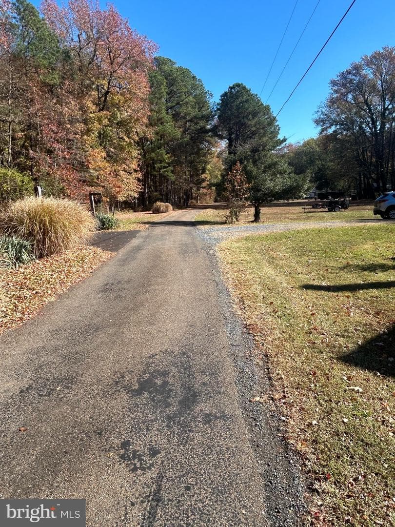 22381 Cooper Lane photo 13