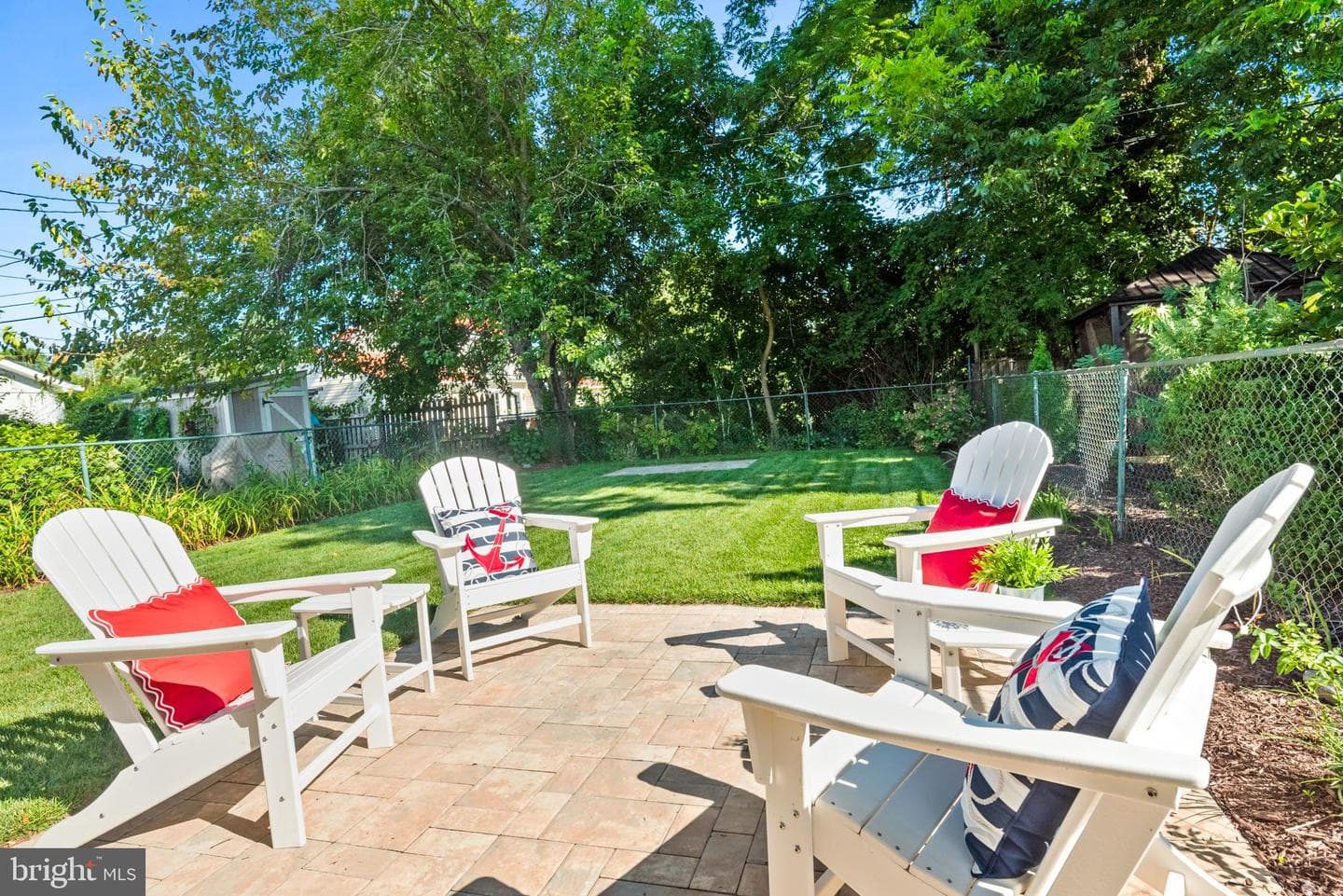 204 W Chew Avenue photo 44