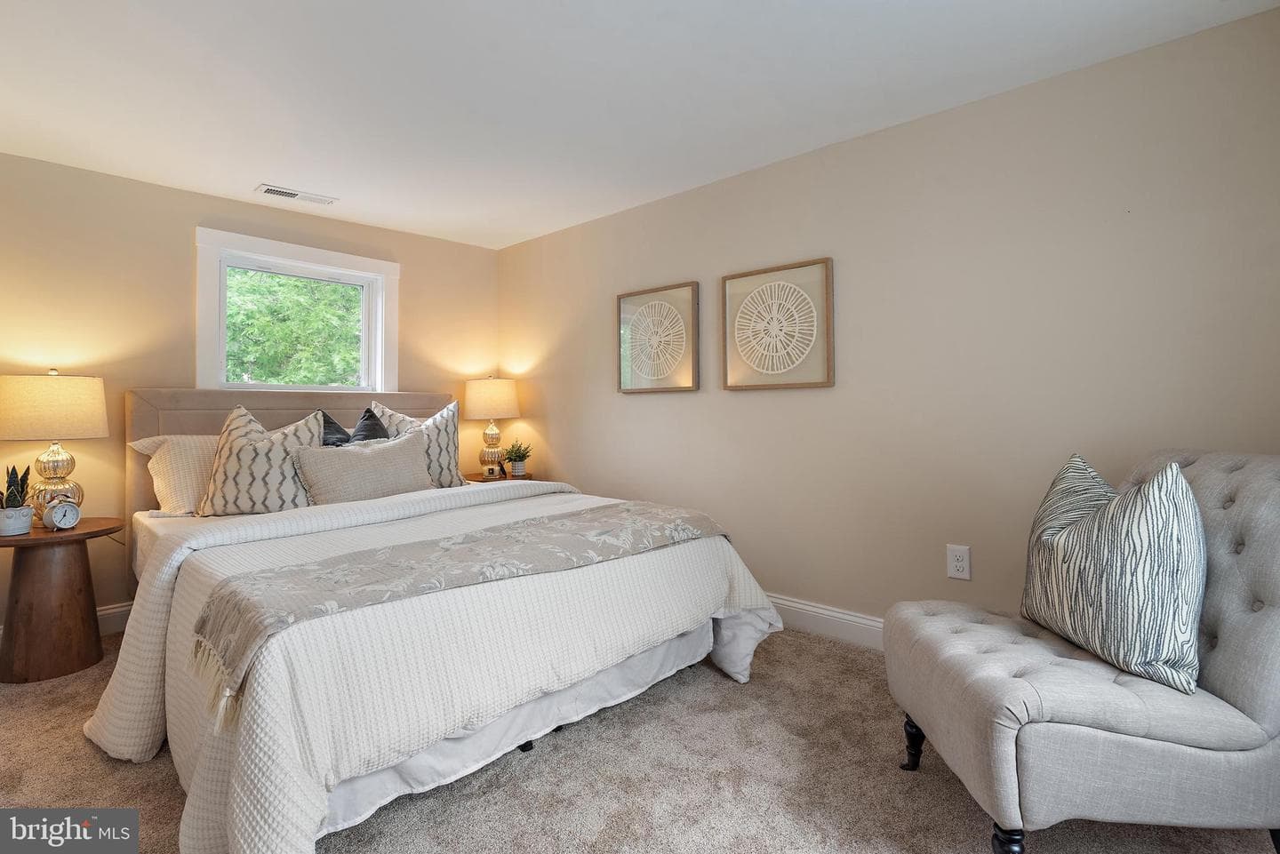 204 W Chew Avenue photo 46