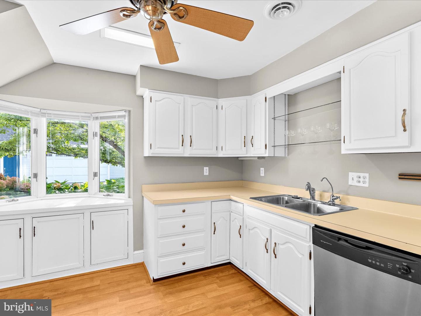 13 N Thoroughgood Lane #24 photo 17