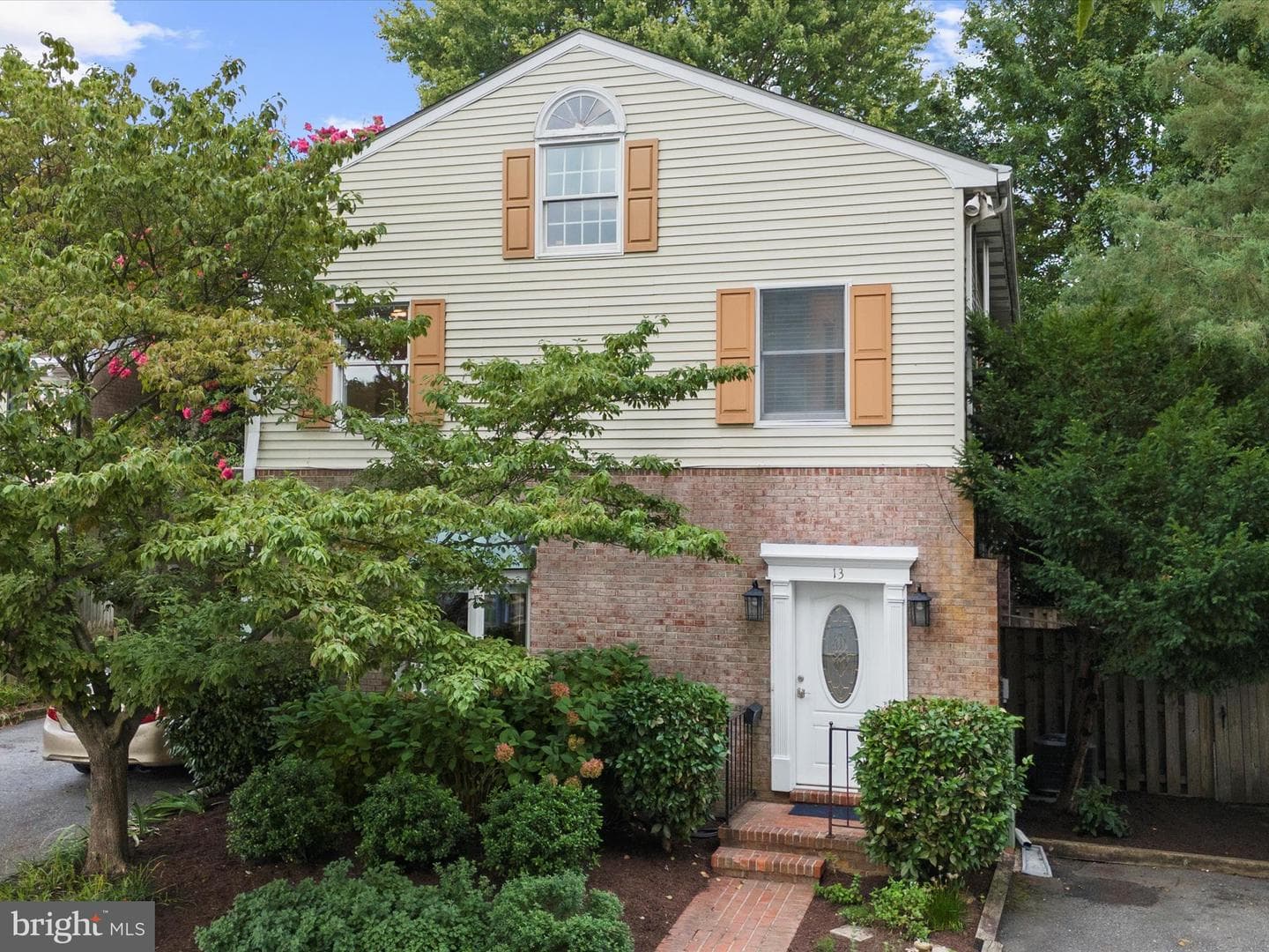13 N Thoroughgood Lane #24 photo 3