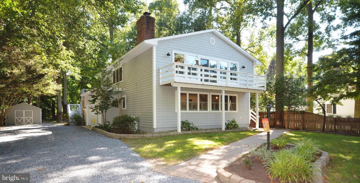 28593 Edgemere Road photo 2