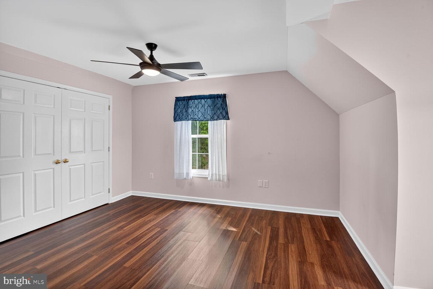 109 Bush Terrace photo 36