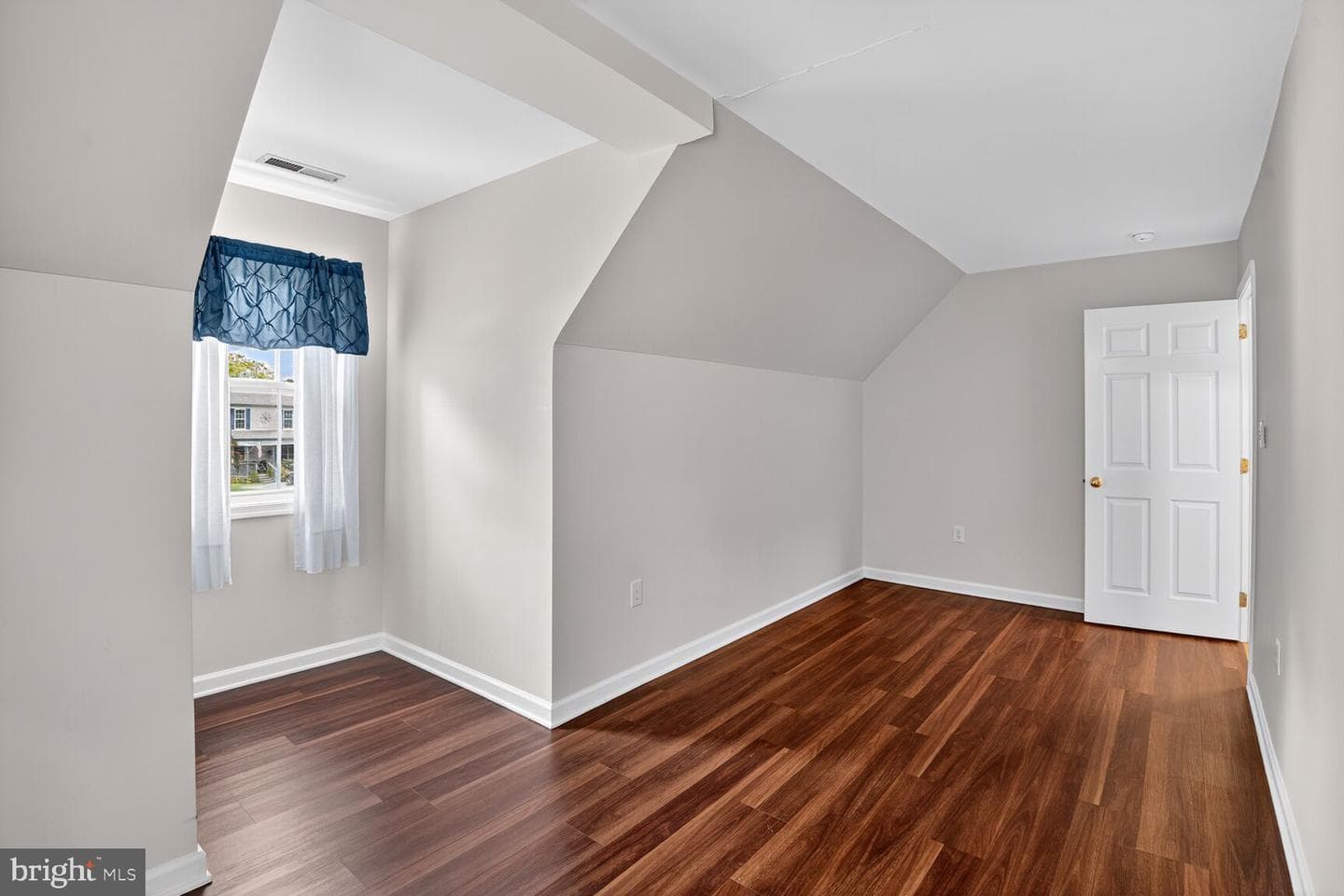 109 Bush Terrace photo 37