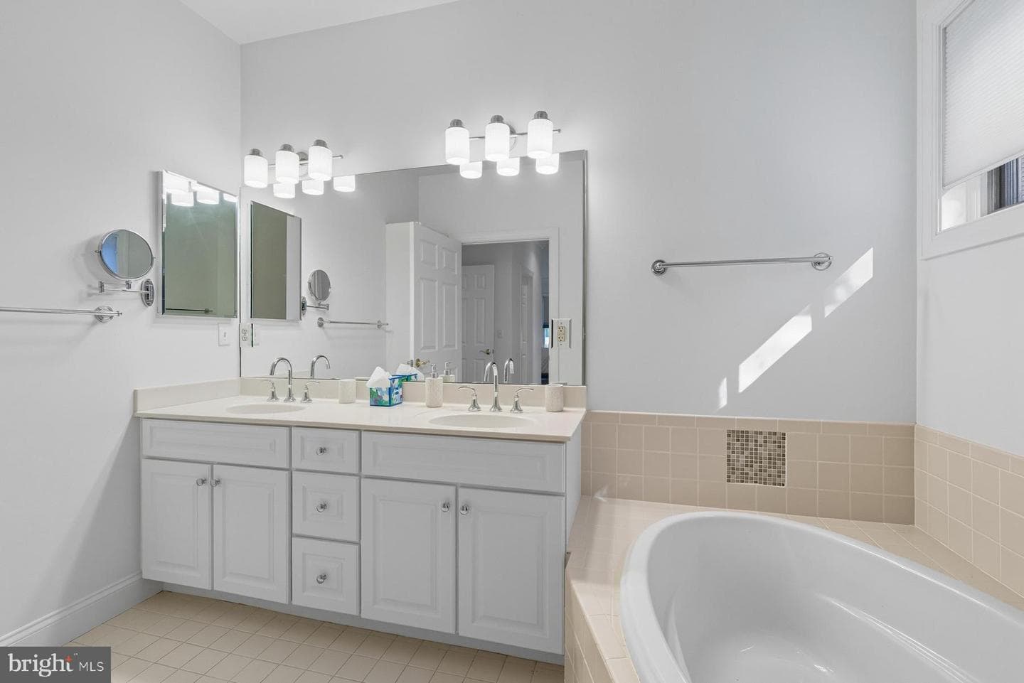 28933 Jasper Lane photo 18