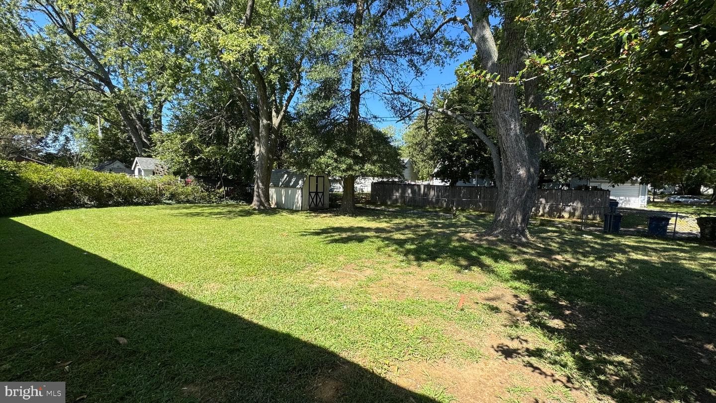 703 Howard Street photo 11