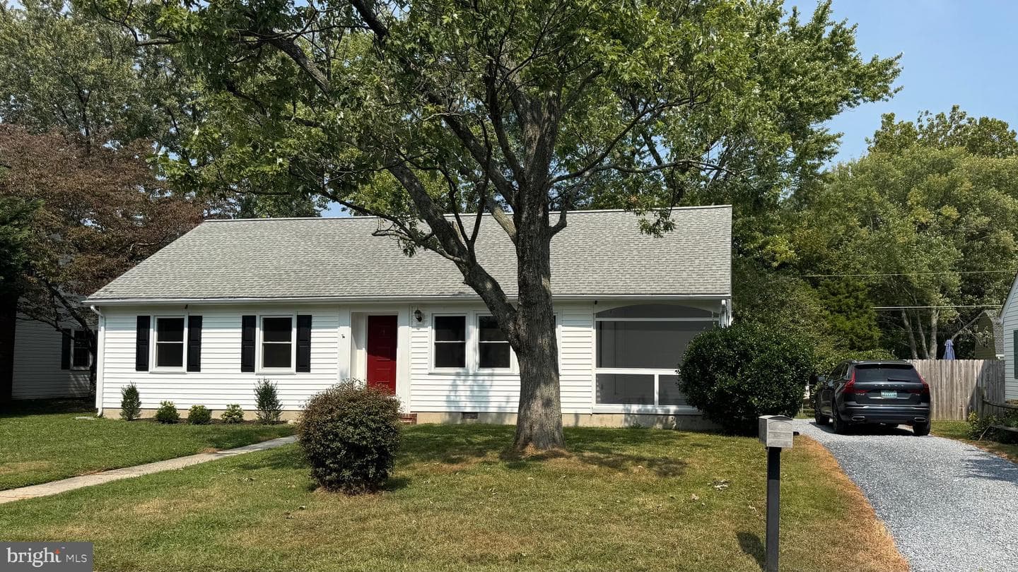 703 Howard Street photo 12