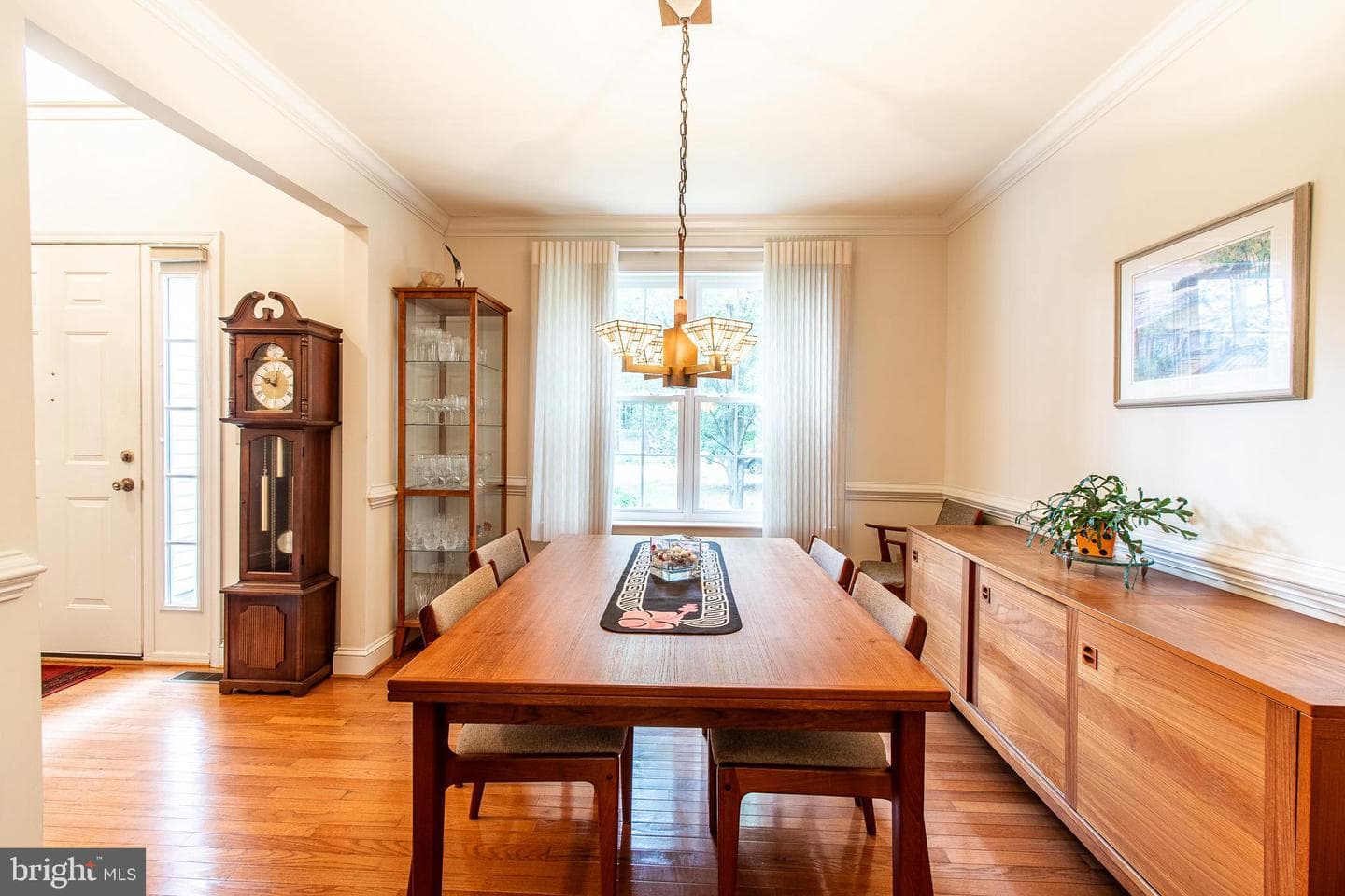 228 Tyler Avenue photo 6