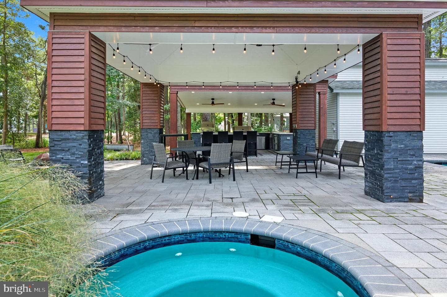 5837 Irish Creek Road photo 17