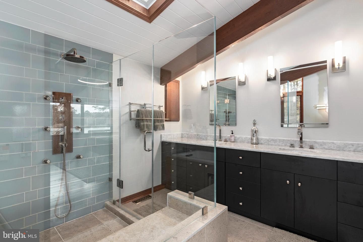 5837 Irish Creek Road photo 45