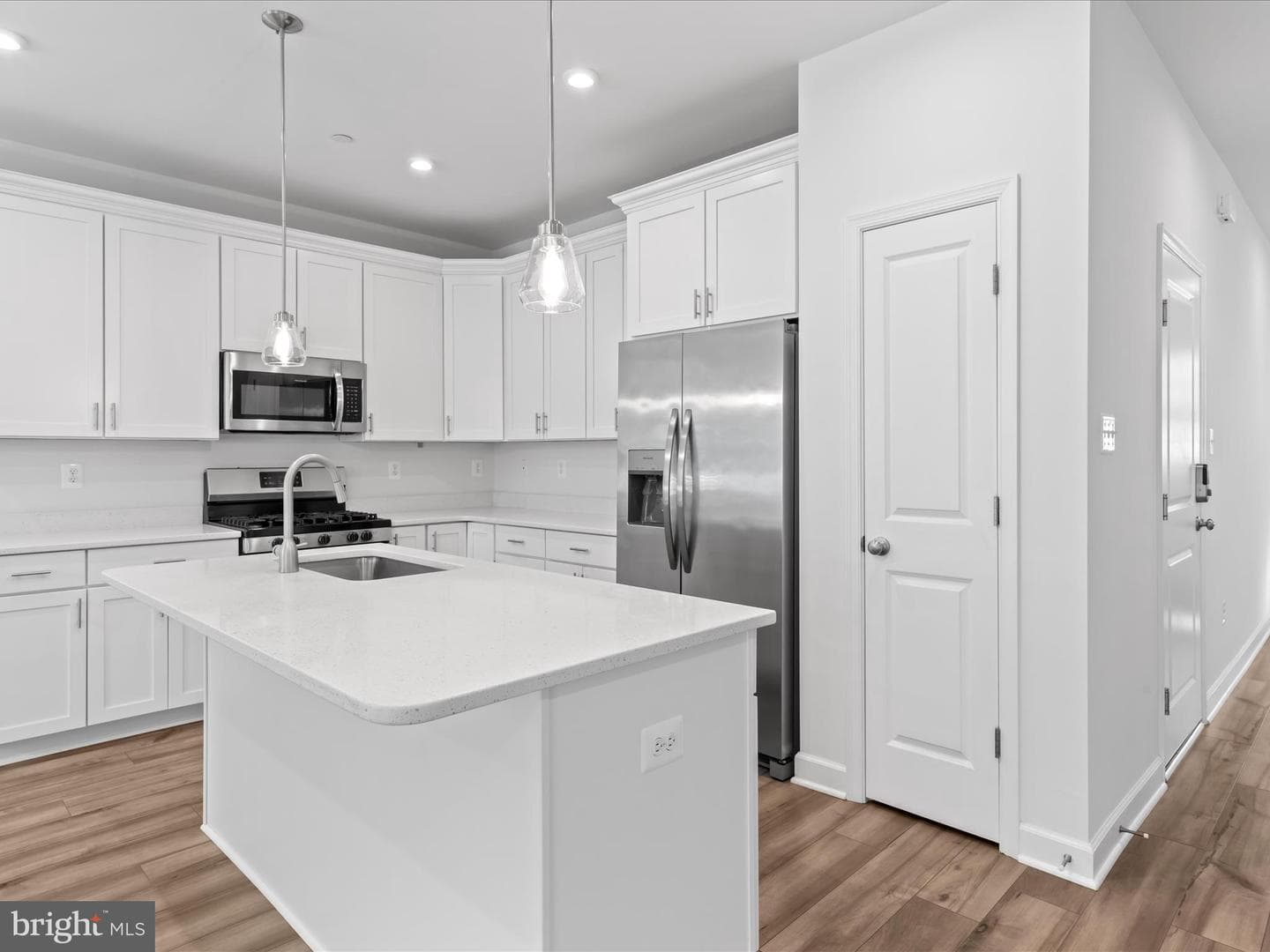 408 Spinnaker Lane photo 11