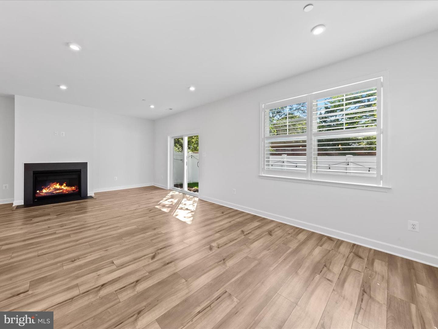 408 Spinnaker Lane photo 19