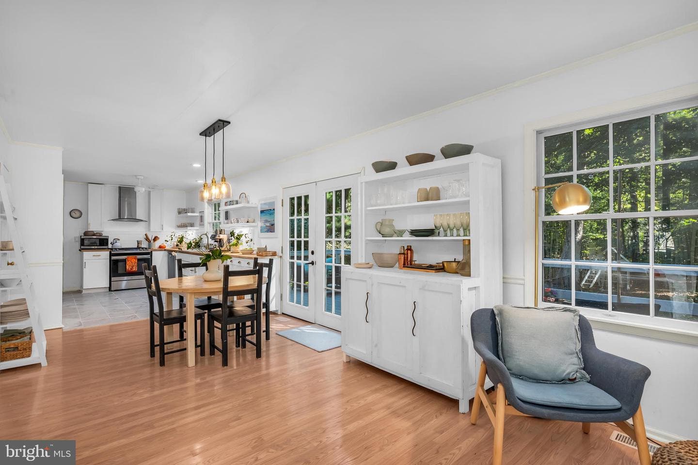 25028 Maplewood Drive photo 10