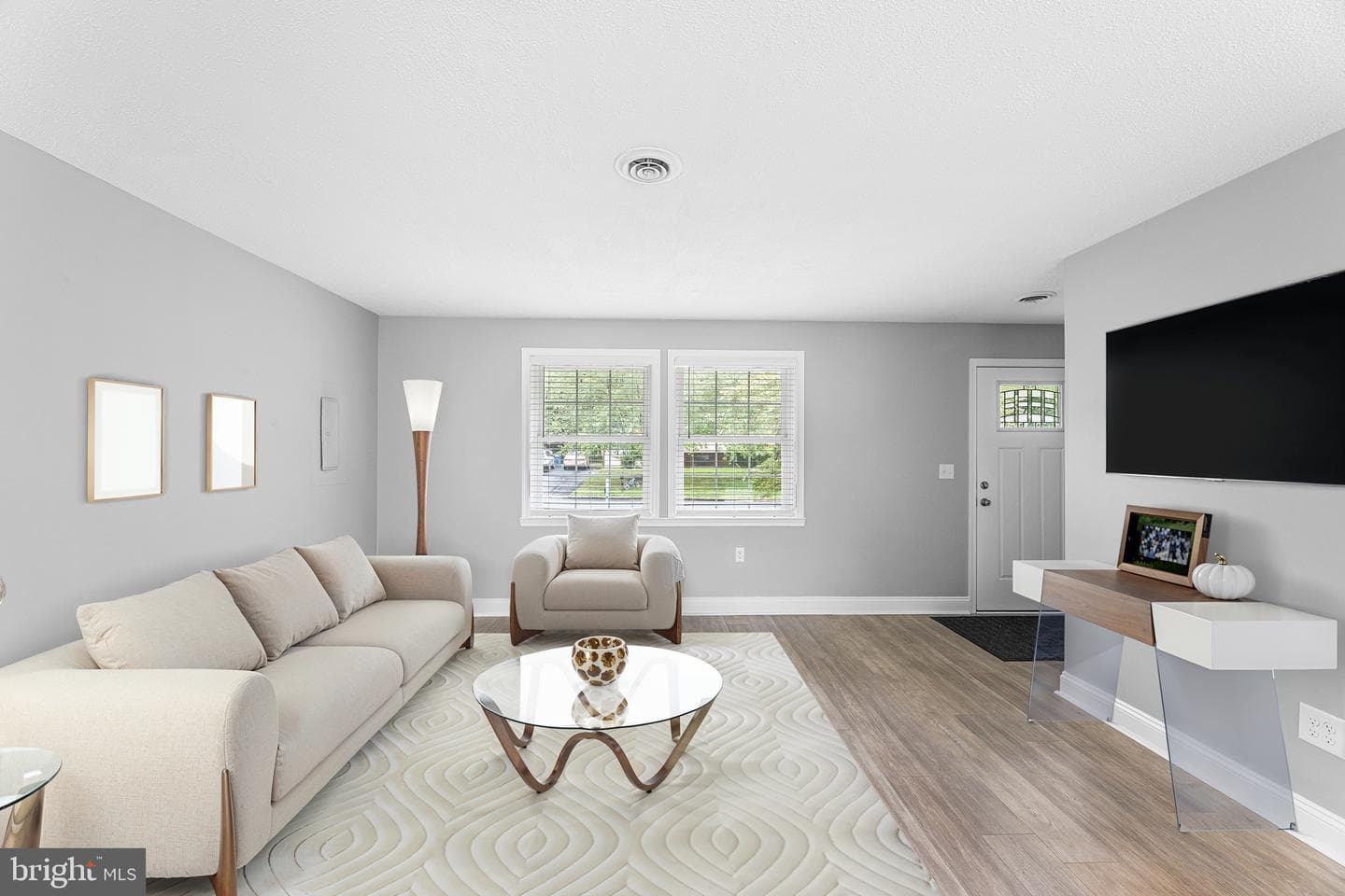 7384 Brett Road photo 3