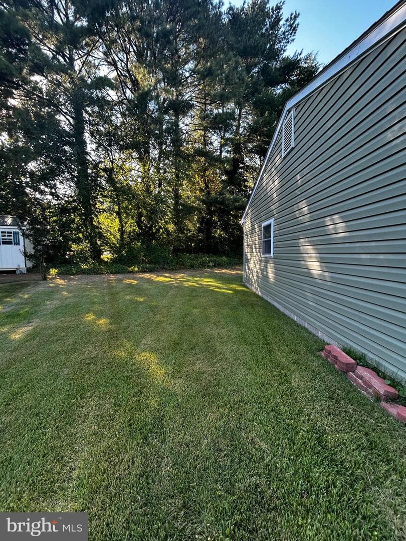 8566 Dyott Court photo 3
