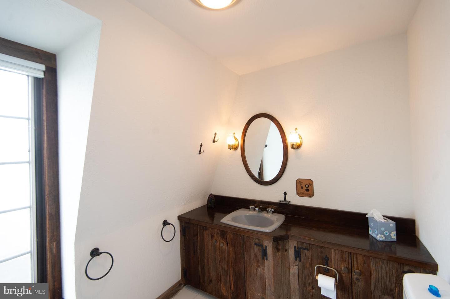 5499 Anderby Hall Road photo 23