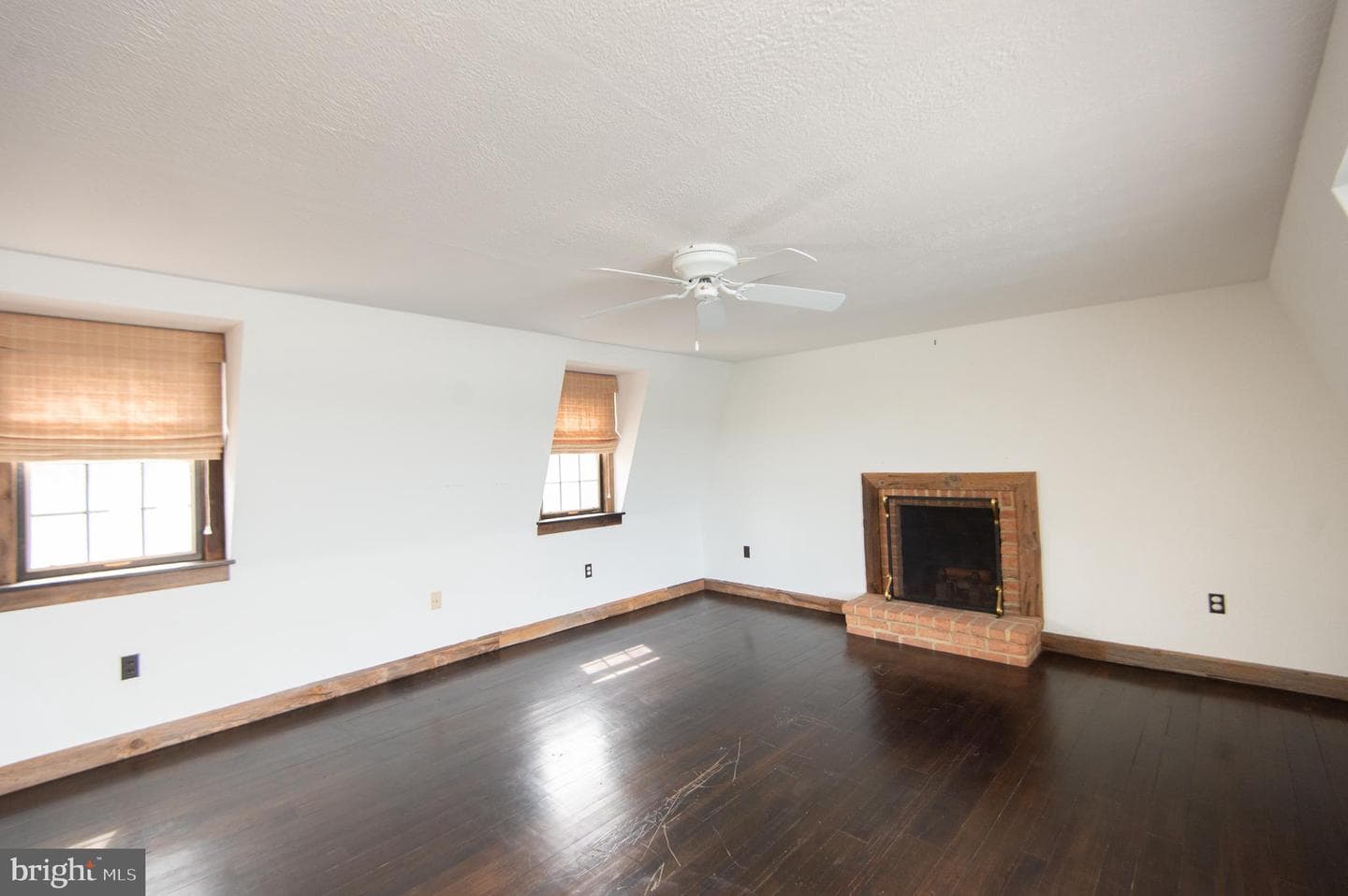 5499 Anderby Hall Road photo 29