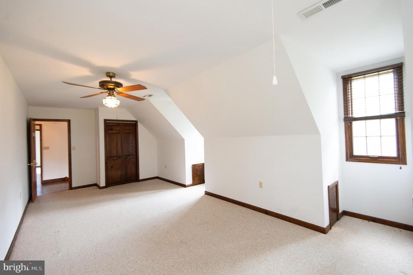 5499 Anderby Hall Road photo 55