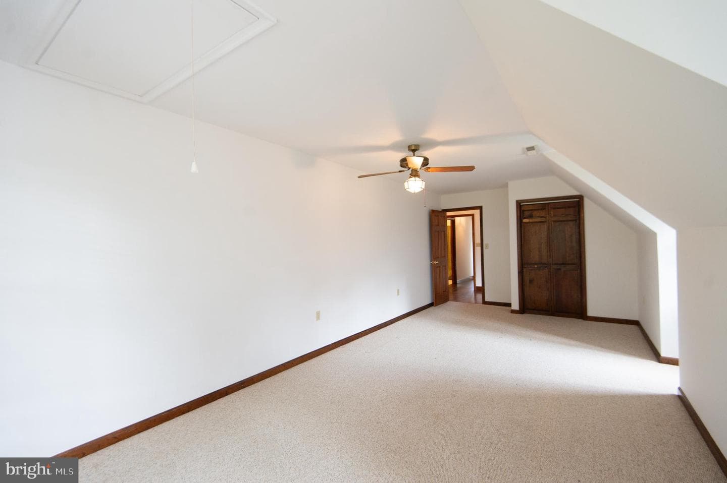 5499 Anderby Hall Road photo 56
