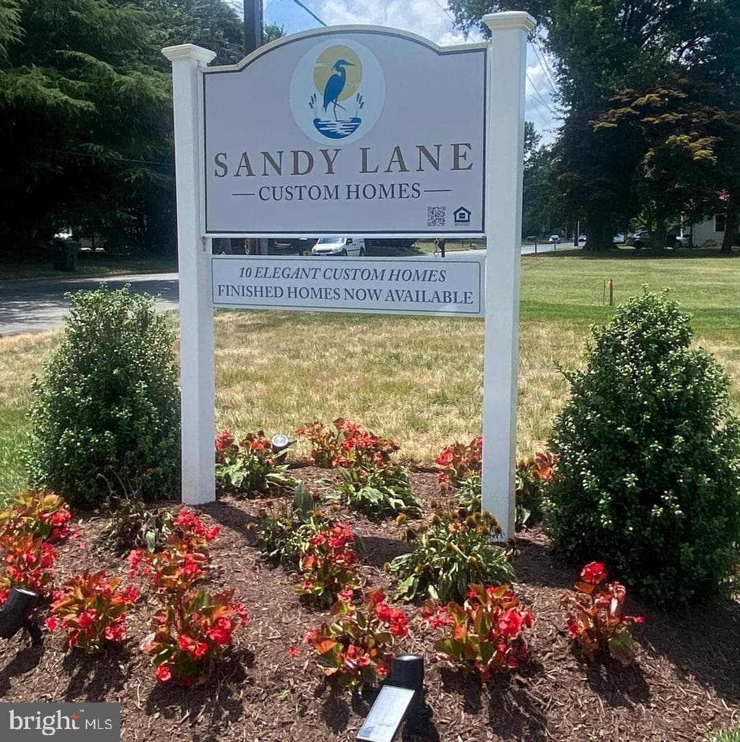 13 Sandy Lane, Easton