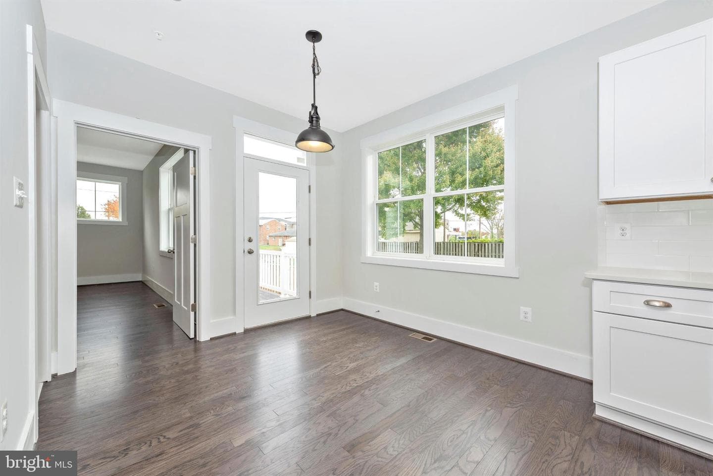 Lot 16 North photo 26