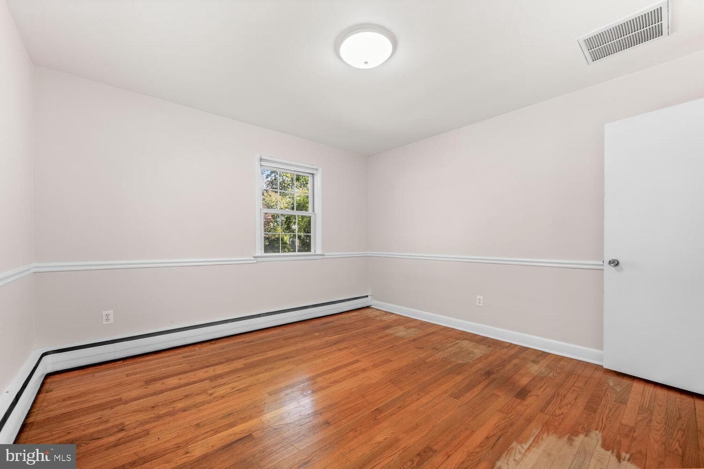 304 W Oak Avenue photo 34