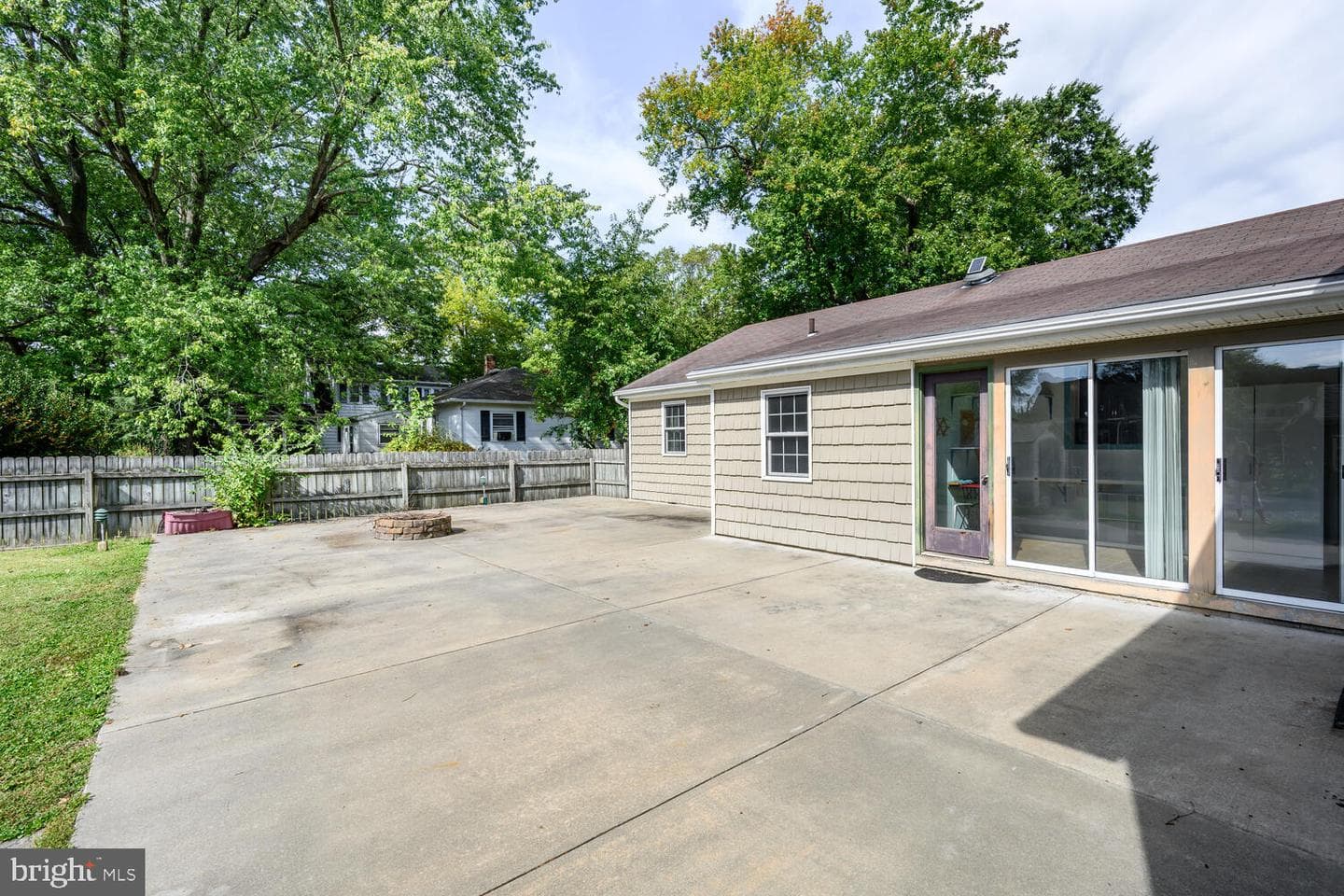 304 W Oak Avenue photo 7