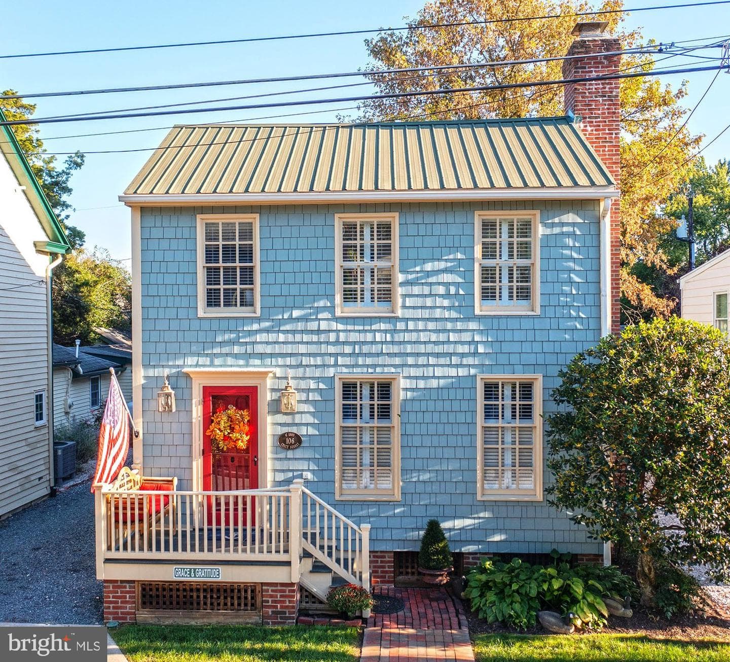 106 Grace Street photo 1