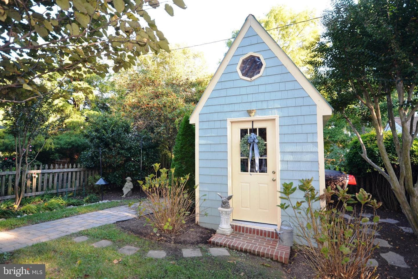 106 Grace Street photo 12