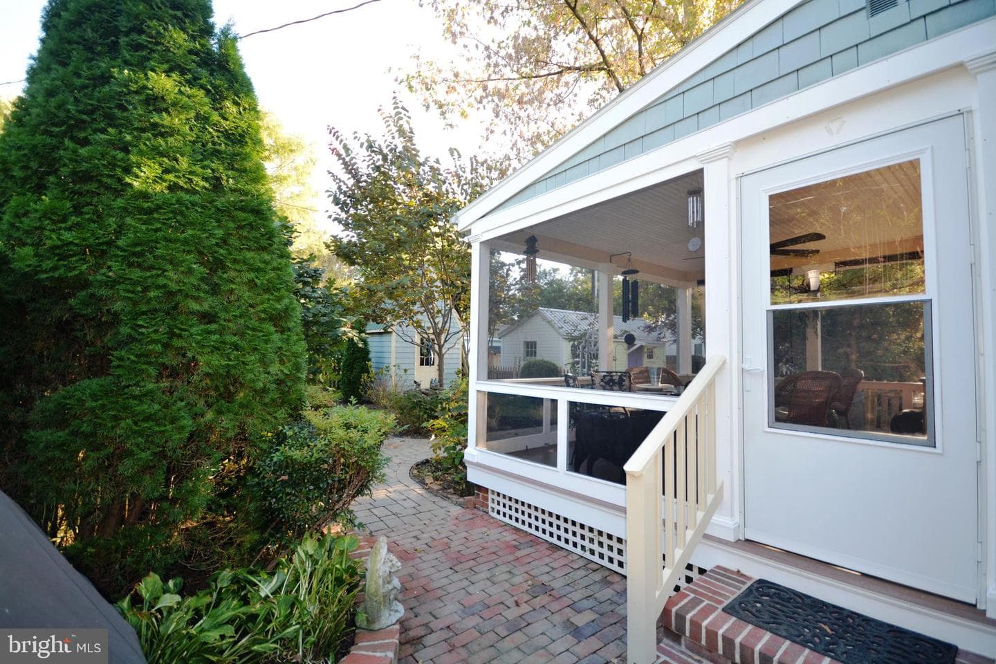 106 Grace Street photo 13