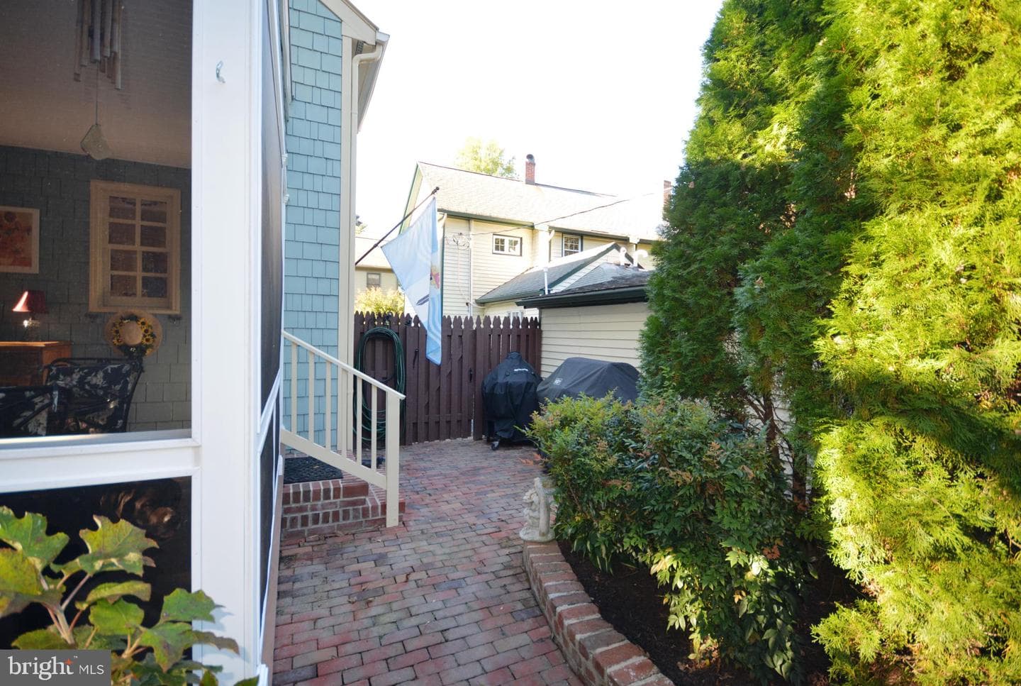 106 Grace Street photo 15