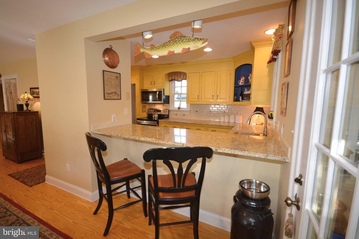 106 Grace Street photo 31