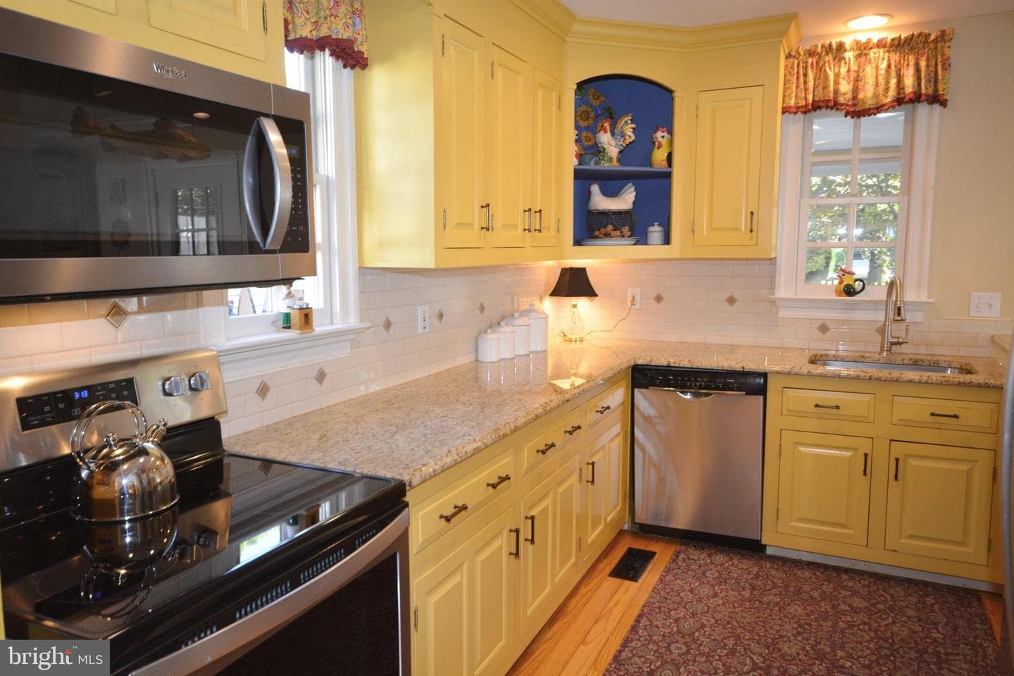 106 Grace Street photo 35