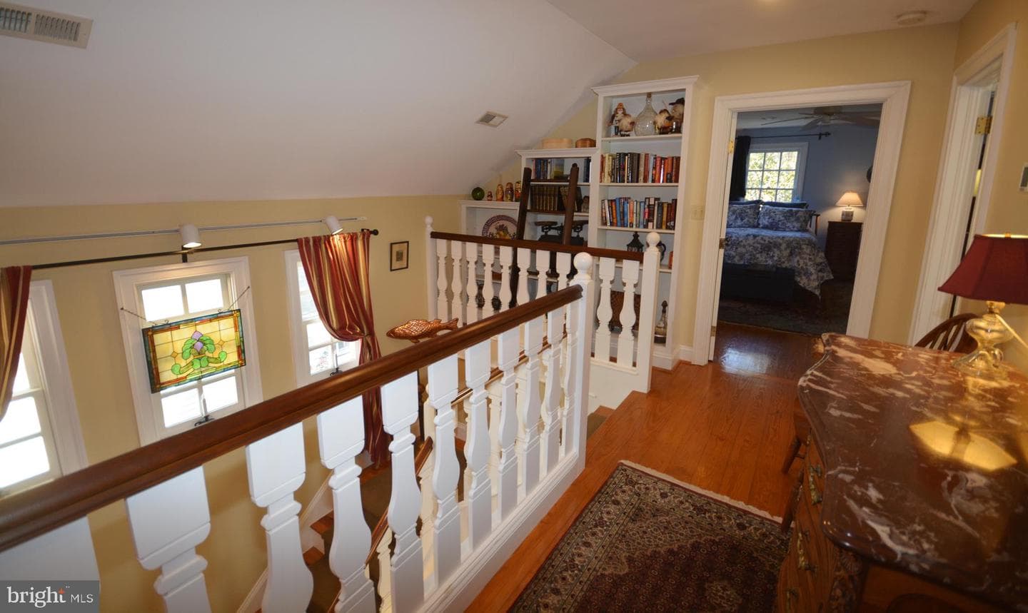 106 Grace Street photo 38